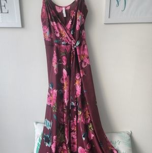 XS target floral dress / light polyester material/ wine color
